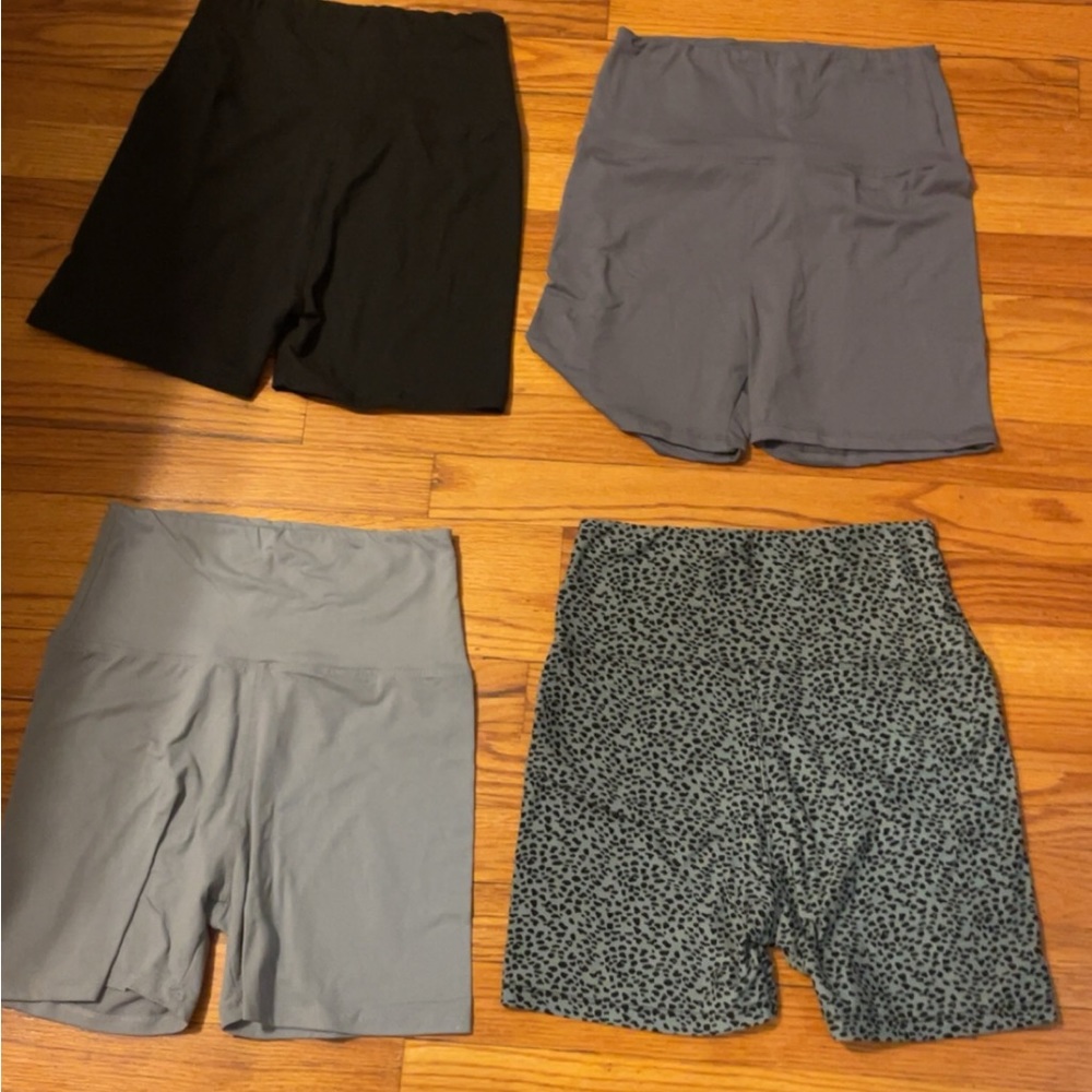 Cute biker shorts! Never worn